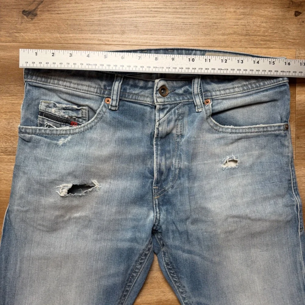 Diesel Thommer Jeans Mens 30x32 Blue Light‎ Wash Distressed Slim Skinny 084DD